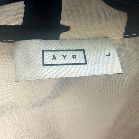 AYR Pool Boy Short Sleeve Silk-Blend Shirt NWOT - Picture 3 of 6